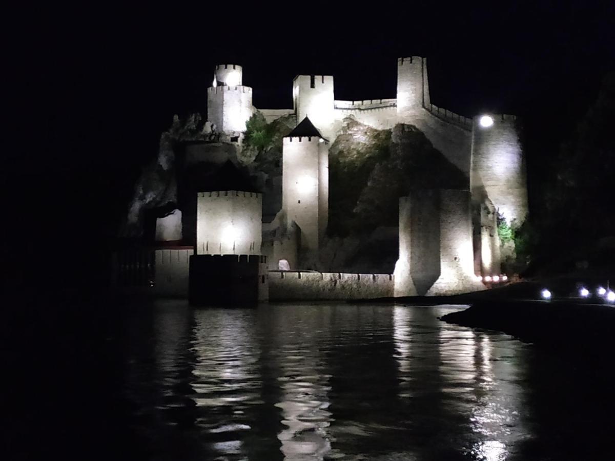 Stara Kovacnica Villa Golubac Luaran gambar